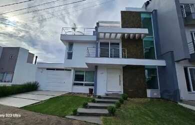 Imagem 2: Casa em Porto Alegre, no bairro Hípica, com 3 dormitório s , e 3 banheiros,...