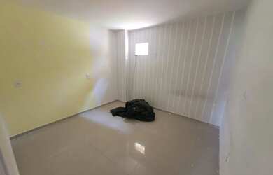 Imagem 3: Alugo casa. Varanda, 80m² de Área, 1 Banheiroe1 Dormitório