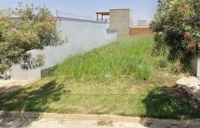 Imagem: O terreno possui 200m² de Área e está localizado em Araraquara