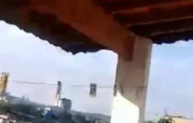 Imagem: A casa possui 5 Dormitórios, 4 Banheiros, 3 Vagas na garagem