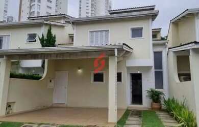 Imagem: A casa em condomínio possui 3 Dormitórios, 4 Banheiros, 3