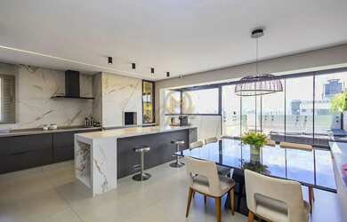 Imagem: O apartamento possui 2 Dormitórios, 3 Banheiros, 3 Vagas na