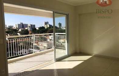 Imagem: O apartamento possui 3 Dormitórios, 1 Banheiro, 2 Vagas na