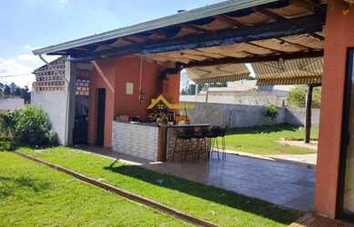 Imagem: A casa em condomínio possui 3 Dormitórios, 5 Banheiros, 4