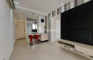 Imagem: O apartamento possui 2 Dormitórios, 1 Banheiro, 1 Vaga na garagem