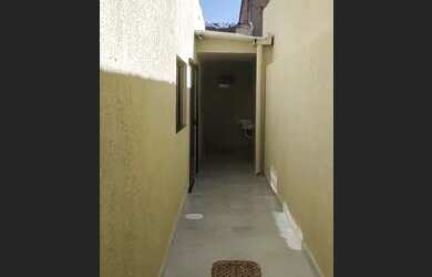 Imagem: A casa possui 3 Dormitórios, 2 Banheiros, 150m² de Área e