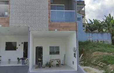 Imagem: A casa em condomínio possui 3 Dormitórios, 3 Banheiros, 1