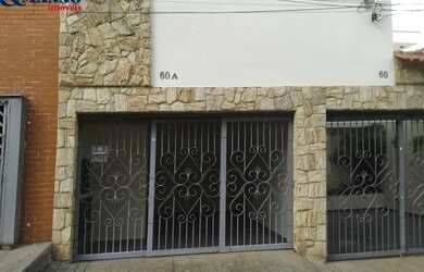 Imagem: A casa possui 2 Dormitórios, 2 Banheiros, 1 Vaga na garagem