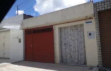 Imagem 1: Vende esta casa. 90.000m² de Área, 3 Vagas na garageme2 Dormitórios