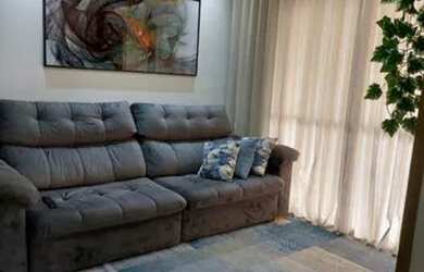 Imagem: O apartamento possui 3 Dormitórios, 1 Banheiro, 2 Vagas na