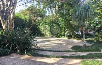 Imagem 12: Casa,Alto de Pinheiro. 1.800 m² Projeto assinado por Oscar Niemeyer