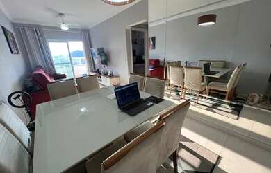 Imagem: O apartamento possui 2 Dormitórios, 2 Banheiros, 1 Vaga na