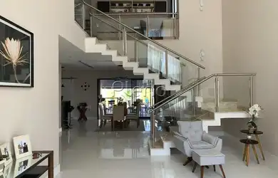 Imagem 3: Venda Casa com 236,00 metroQuadrado, 3 dormitório s , 2 vaga s . Swiss...