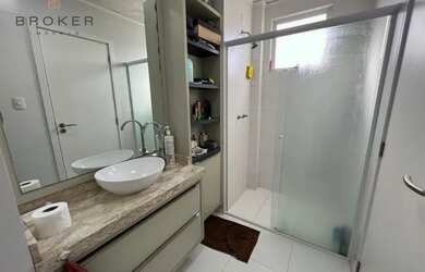 Imagem: O apartamento possui 3 Dormitórios, 3 Banheiros, 2 Vagas na