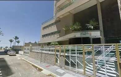 Imagem: O apartamento possui 3 Dormitórios, 1 Banheiro, 2 Vagas na