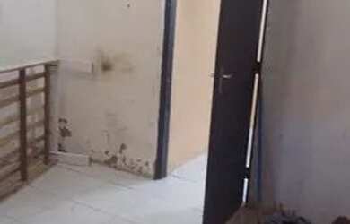 Imagem: A casa possui 2 Dormitórios, 1 Banheiro e está localizado