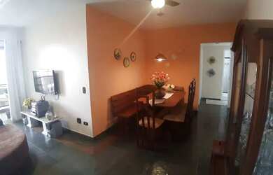 Imagem: O apartamento possui 2 Dormitórios, 1 Banheiro, 2 Vagas na