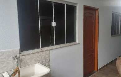 Imagem: A casa possui 2 Dormitórios, 1 Banheiro e 120m² de Área e