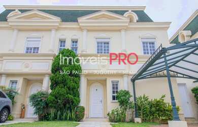 Imagem: A casa em condomínio possui 2 Dormitórios, 5 Banheiros, 4