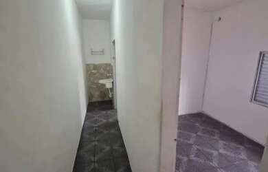 Imagem 2: Casa com um dormitório bem arejada