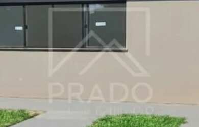 Imagem: A casa e possui 2 Dormitórios, 2 Banheiros, 2 Vagas na garagem