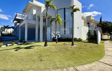 Imagem: A casa em condomínio possui 3 Dormitórios, 5 Banheiros, 4