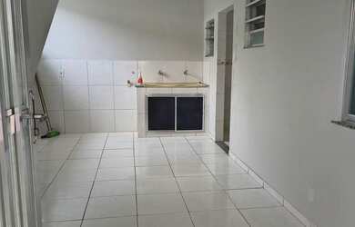 Imagem: O apartamento possui 2 Dormitórios, 1 Banheiro e 65m² de Área