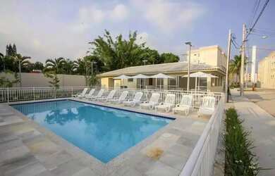 Imagem: O apartamento possui 2 Dormitórios, 1 Banheiro, 5 Vagas na