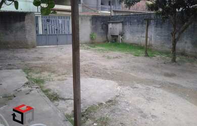 Imagem: O terreno possui 748m² de Área e está localizado em Jardim