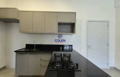 Imagem: O apartamento possui 2 Dormitórios, 2 Banheiros, 2 Vagas na