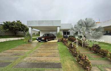 Imagem: A casa em condomínio possui 3 Dormitórios, 3 Banheiros, 4