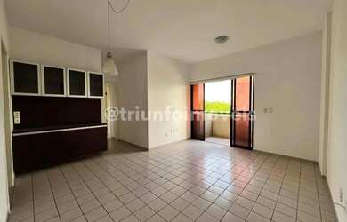 Imagem: O apartamento possui 4 Dormitórios, 1 Banheiro, 2 Vagas na