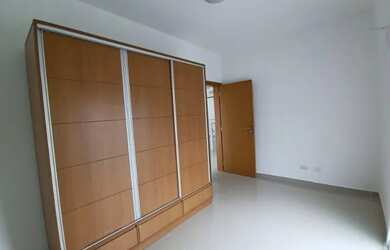 Imagem 12: Sobrado de Alto Padrão para Locação no bairro Butiatuvinha, Green Village...