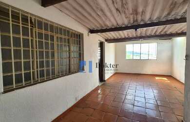 Imagem: A casa possui 2 Dormitórios, 2 Banheiros e 65m² de Área e