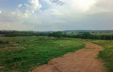 Imagem: A fazenda possui 6.000.000m² de Área e está localizado em