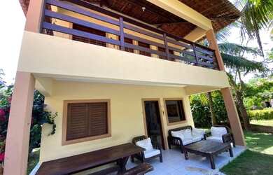 Imagem: A casa possui 4 Dormitórios, 4 Banheiros, 2 Vagas na garagem