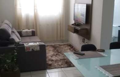 Imagem: O apartamento possui 2 Dormitórios, 1 Banheiro, 1 Vaga na garagem