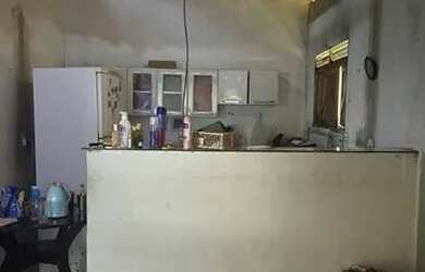 Imagem: A casa possui 2 Dormitórios, 1 Banheiro e 1 Vaga na garagem