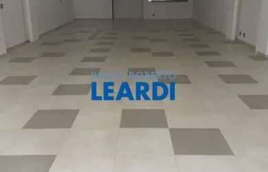 Imagem: O depósito possui 280m² de Área e está localizado em Vila