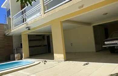 Imagem: A casa possui 4 Dormitórios, 4 Banheiros, 3 Vagas na garagem