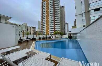 Imagem: O apartamento possui 3 Dormitórios, 1 Banheiro, 2 Vagas na