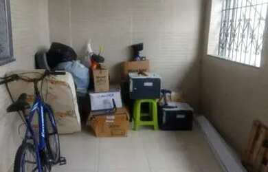 Imagem: A casa possui 2 Dormitórios, 1 Banheiro, 1 Vaga na garagem