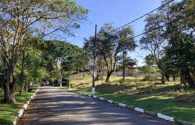 Imagem: O terreno possui 2066m² de Área e está localizado em Parque