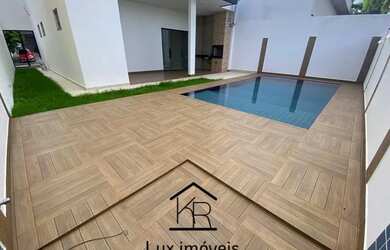 Imagem: A casa em condomínio possui 3 Dormitórios, 5 Banheiros, 266m²