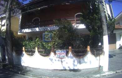 Imagem: A casa possui 4 Dormitórios, 5 Banheiros, 5 Vagas na garagem