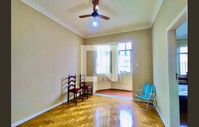 Imagem: O apartamento possui 1 Dormitório, 1 Banheiro, 39m² de Área