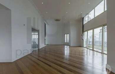 Imagem: O apartamento na cobertura possui 4 Dormitórios, 4 Banheiros