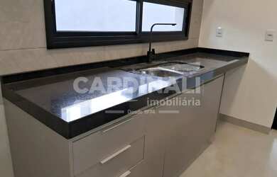 Imagem 7: Linda casa nova em condomínio, com 03 suítes e acabamento de primeira...