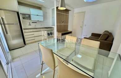 Imagem: O apartamento possui 1 Dormitório, 2 Banheiros, 1 Vaga na garagem