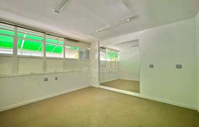 Imagem 4: 34644) à venda - Sala com , no Savassi